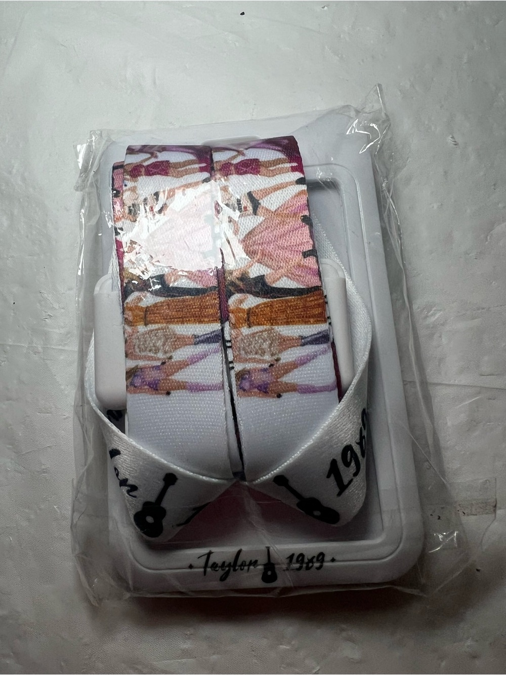 New Taylor Swift 1989 Stretchable Badge Holder with Lanyard